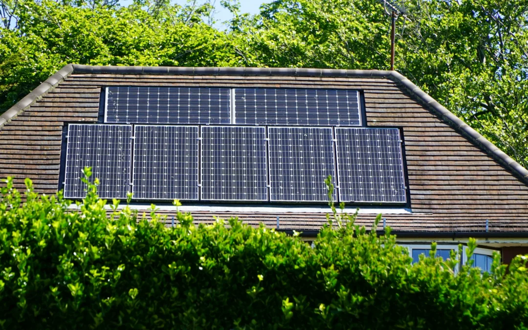 How much electricity does a solar panel produce?